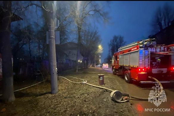 В Ивановской области тушили 2 нежилых здания